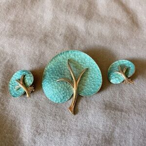 Brooch and clip on earring set